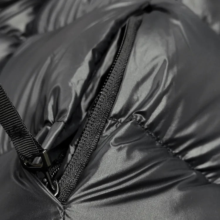 Dlouhá prošívaná zimní bunda | S kapucí a zipem 