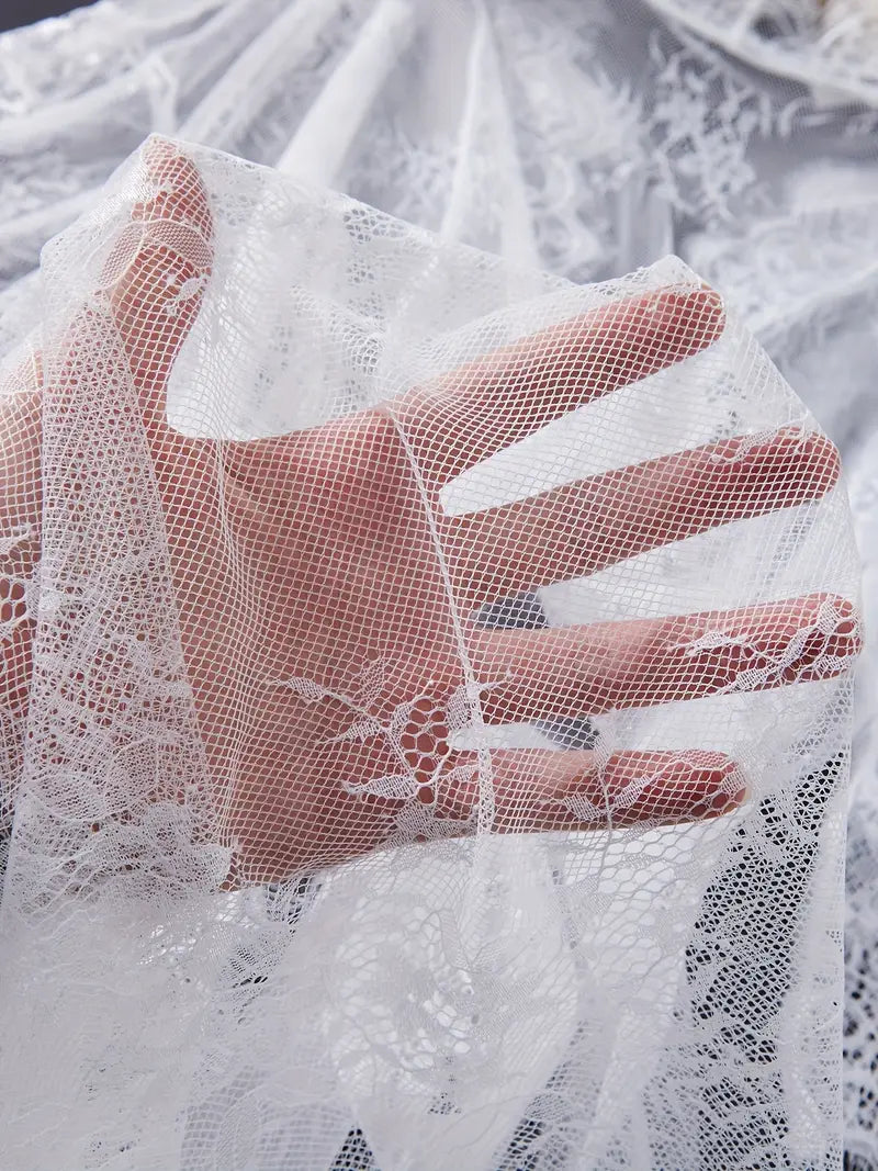 Ženské krajkové body – hluboký výstřih elegance