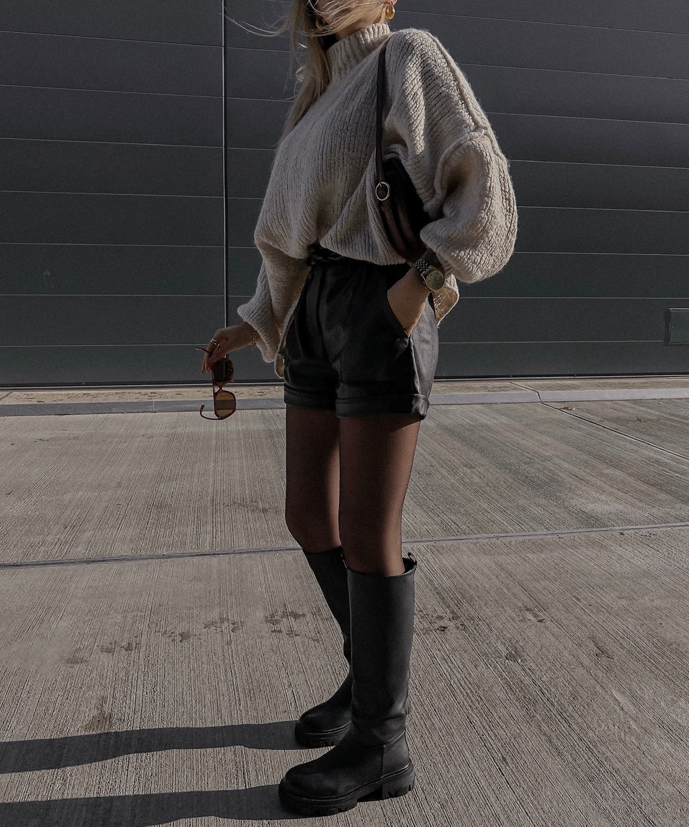 Lira | Nadměrný svetr